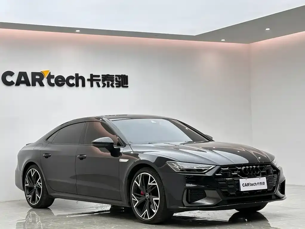 Audi A7L — фото 2