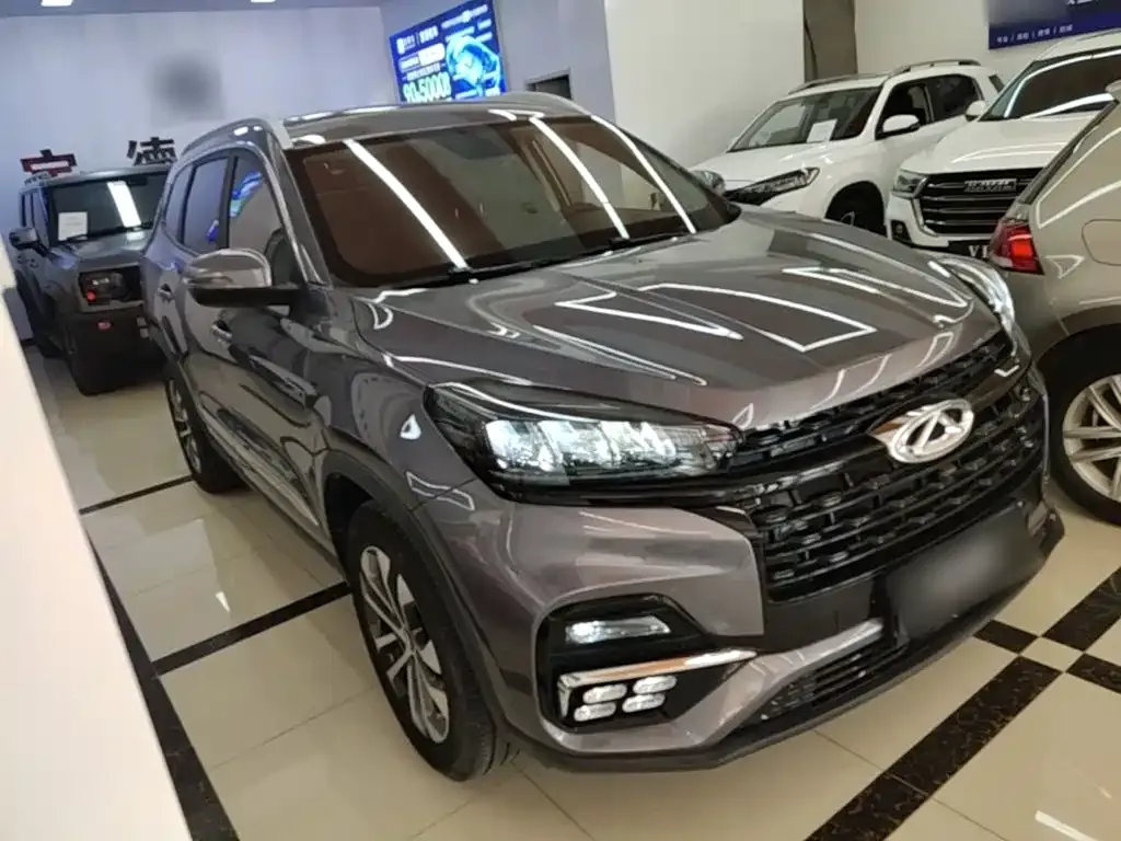 Chery Tiggo 8 — фото 7