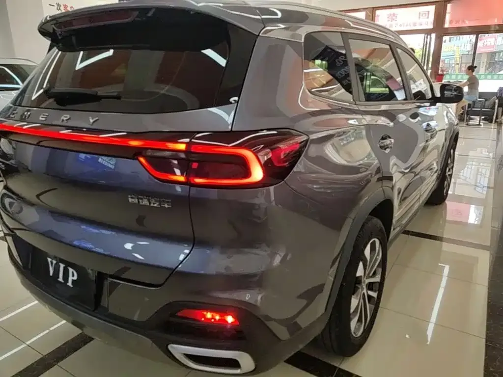 Chery Tiggo 8 — фото 6