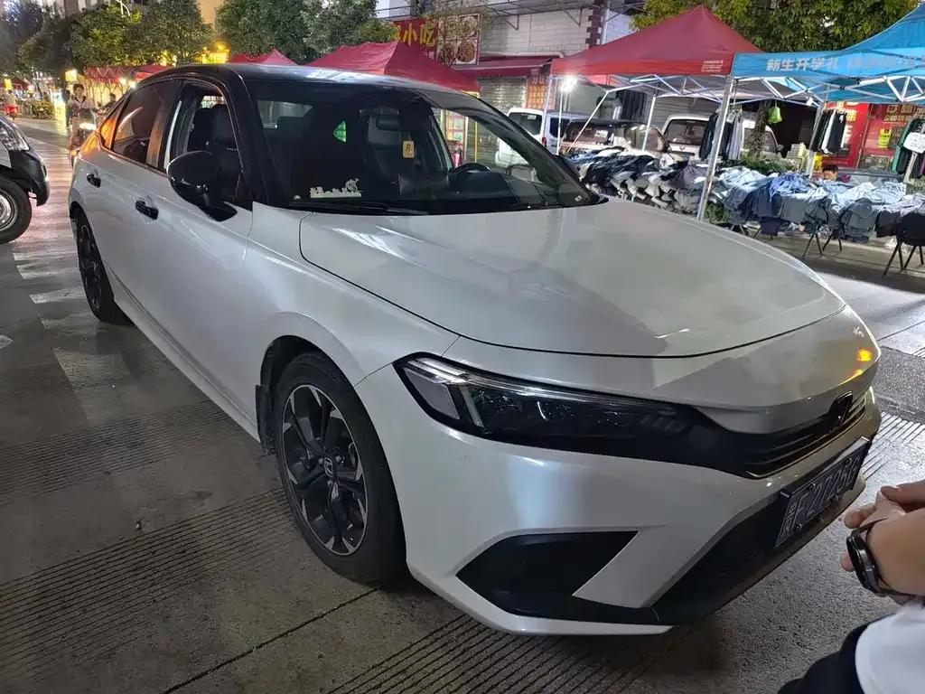 Honda Civic — фото 10