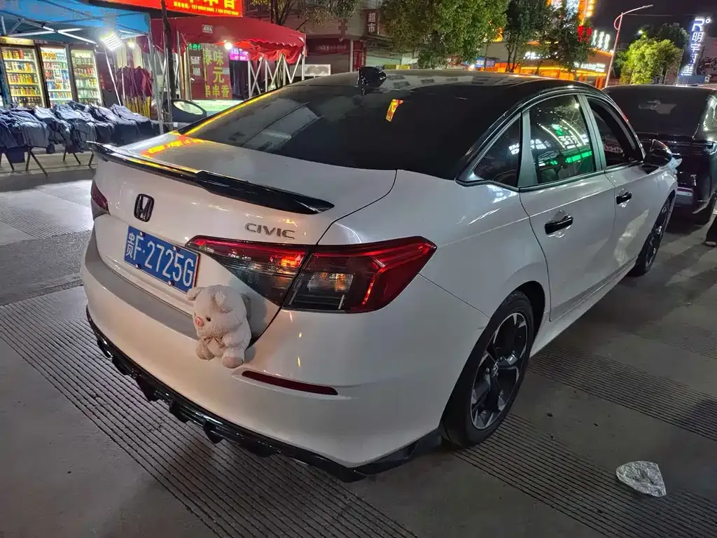 Honda Civic — фото 4