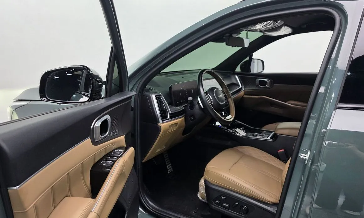 Kia Sorento — фото 8