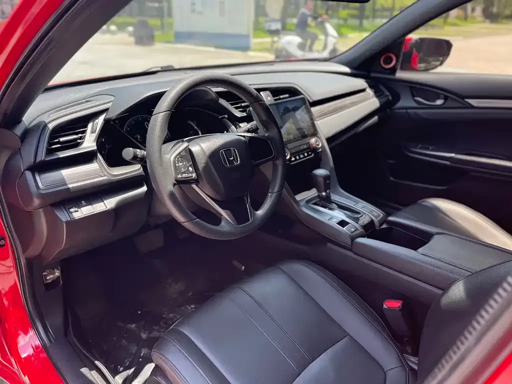 Honda Civic — фото 4