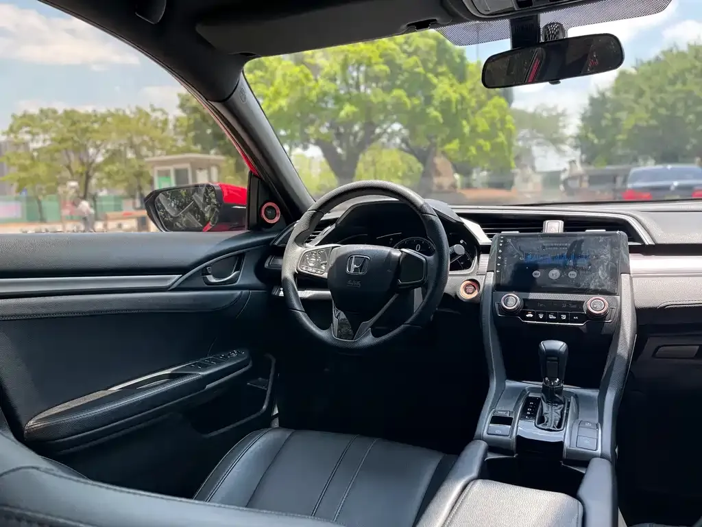 Honda Civic — фото 2
