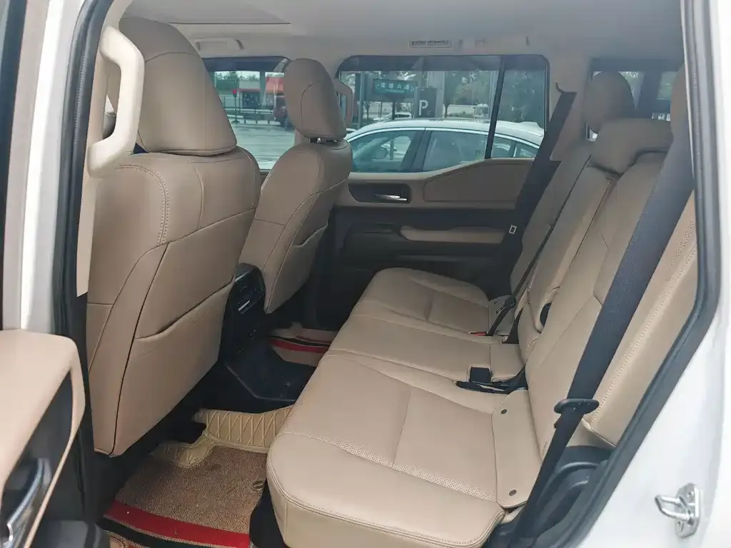 Toyota Prado — фото 2