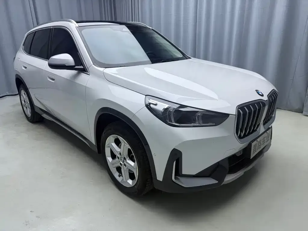 BMW X1 — фото 3