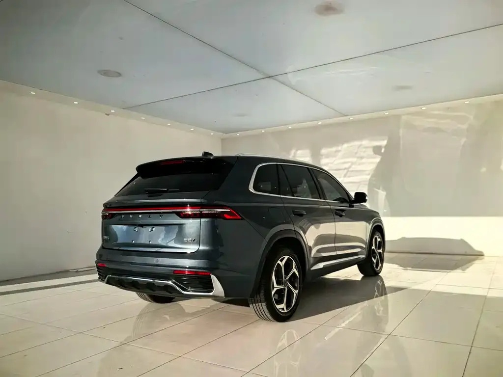 Geely Xingyue L — фото 3