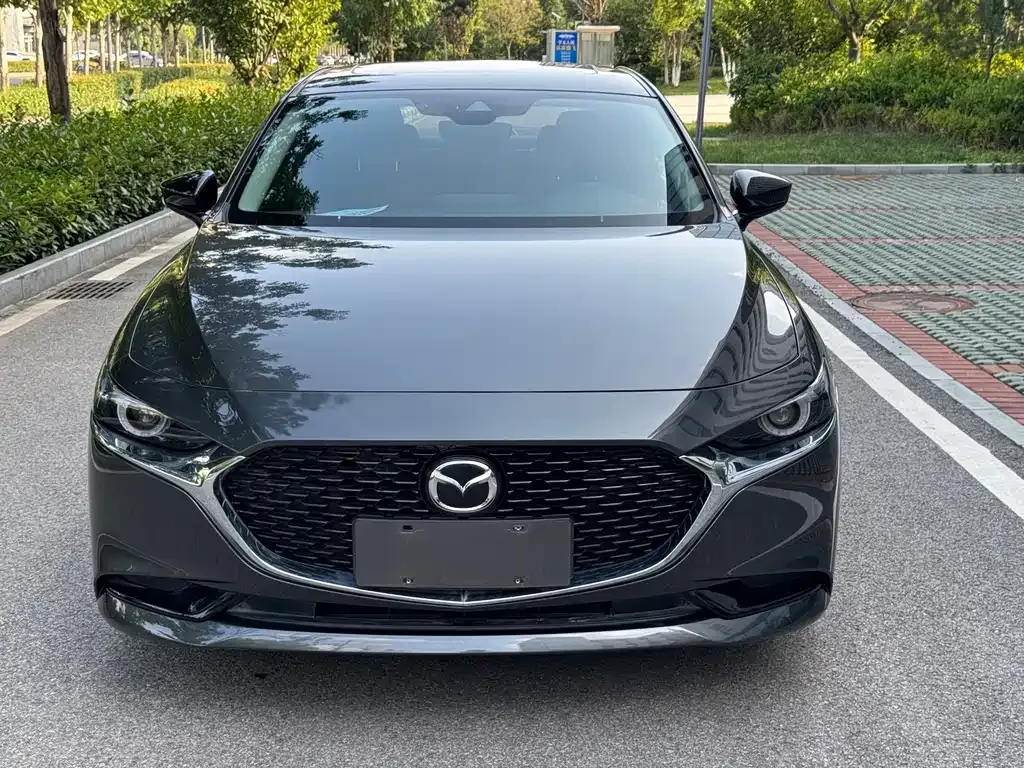 Mazda 3 Axela — фото 4