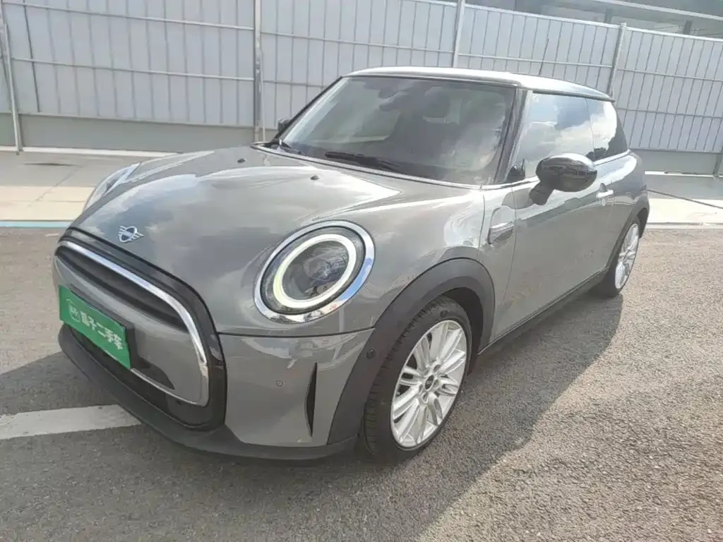 MINI Cooper (3-door) — фото 1