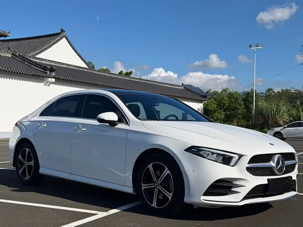 Mercedes-Benz A-Class — фото 2