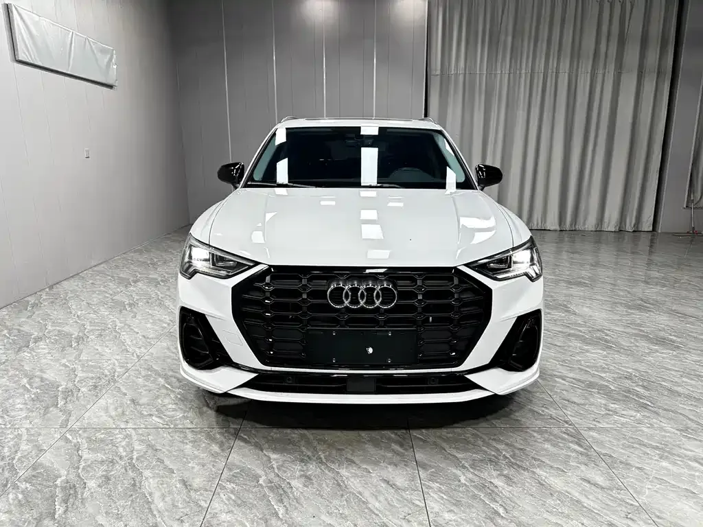 Audi Q3 — фото 6