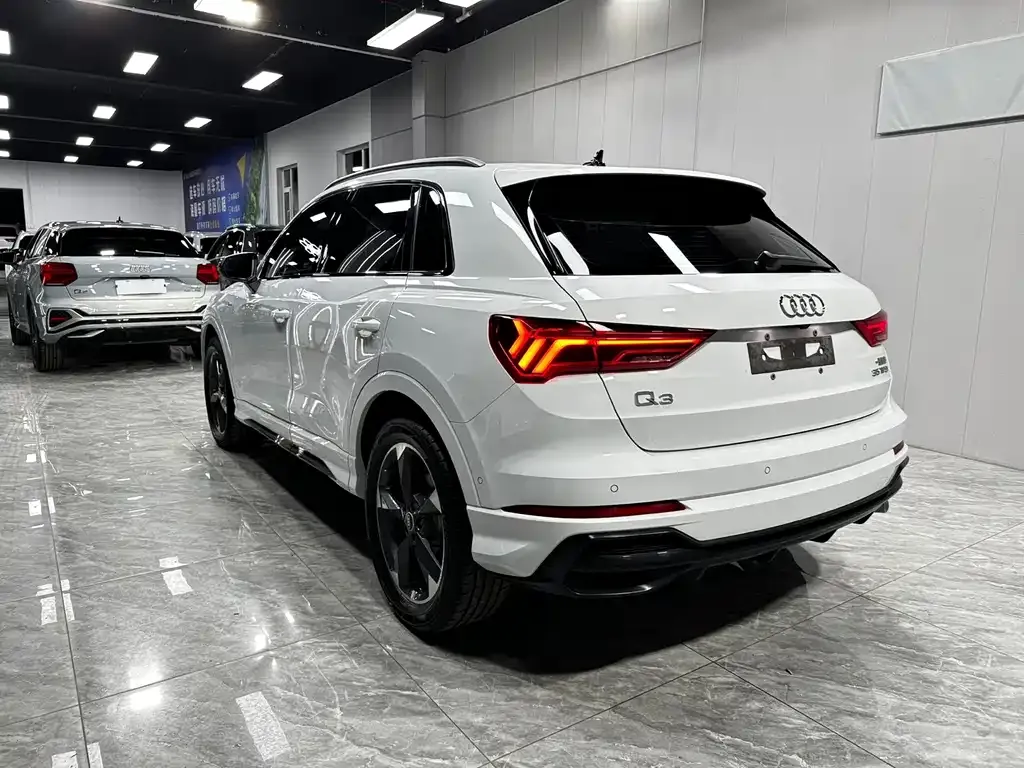 Audi Q3 — фото 2