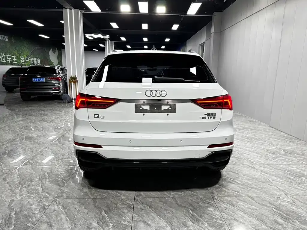 Audi Q3 — фото 5