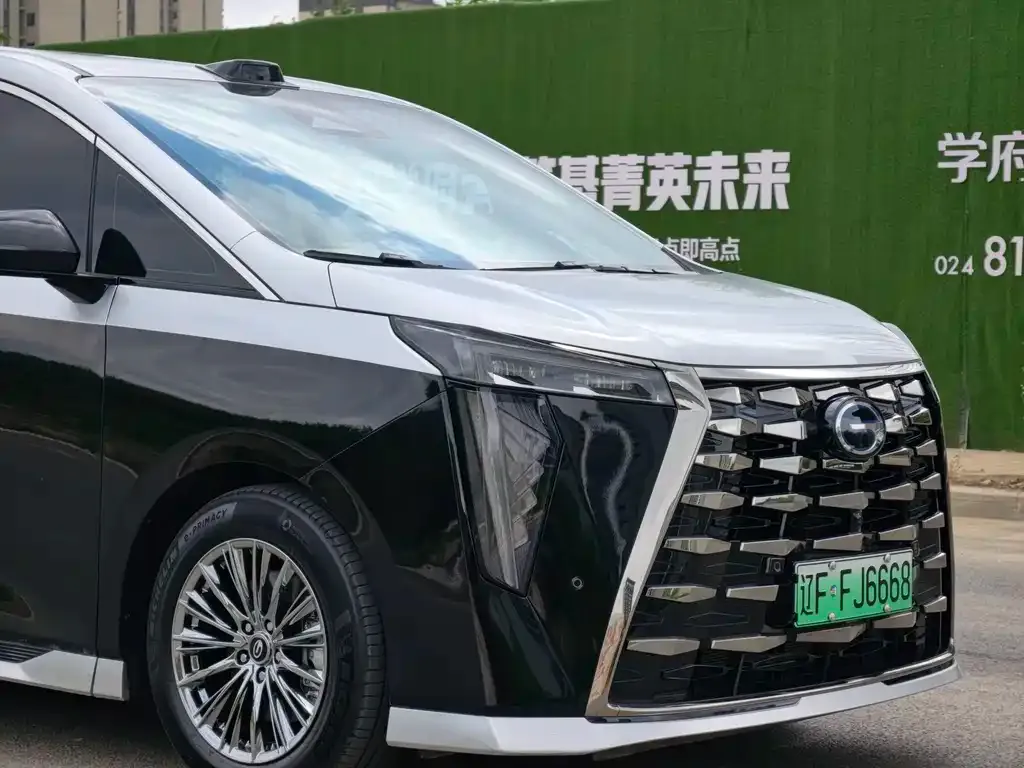 GAC Motor Trumpchi M8 — фото 3