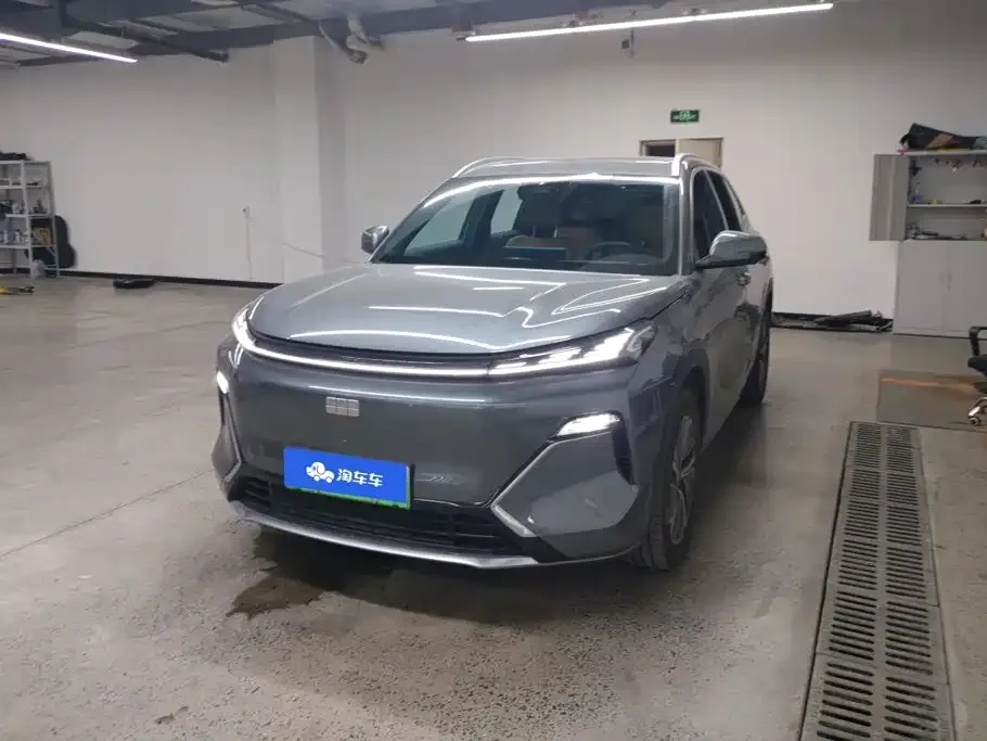Geely Galaxy Xingjian 7 — фото 1