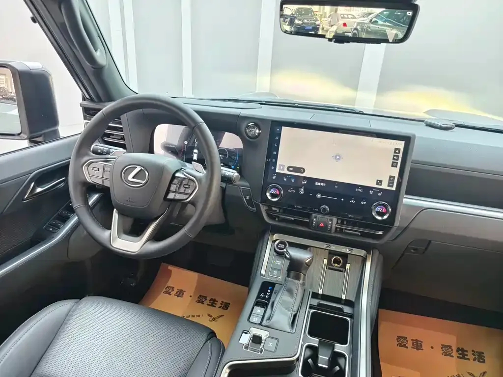 Lexus GX — фото 10