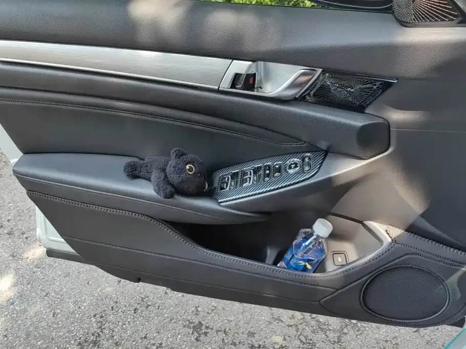 Honda Accord — фото 4