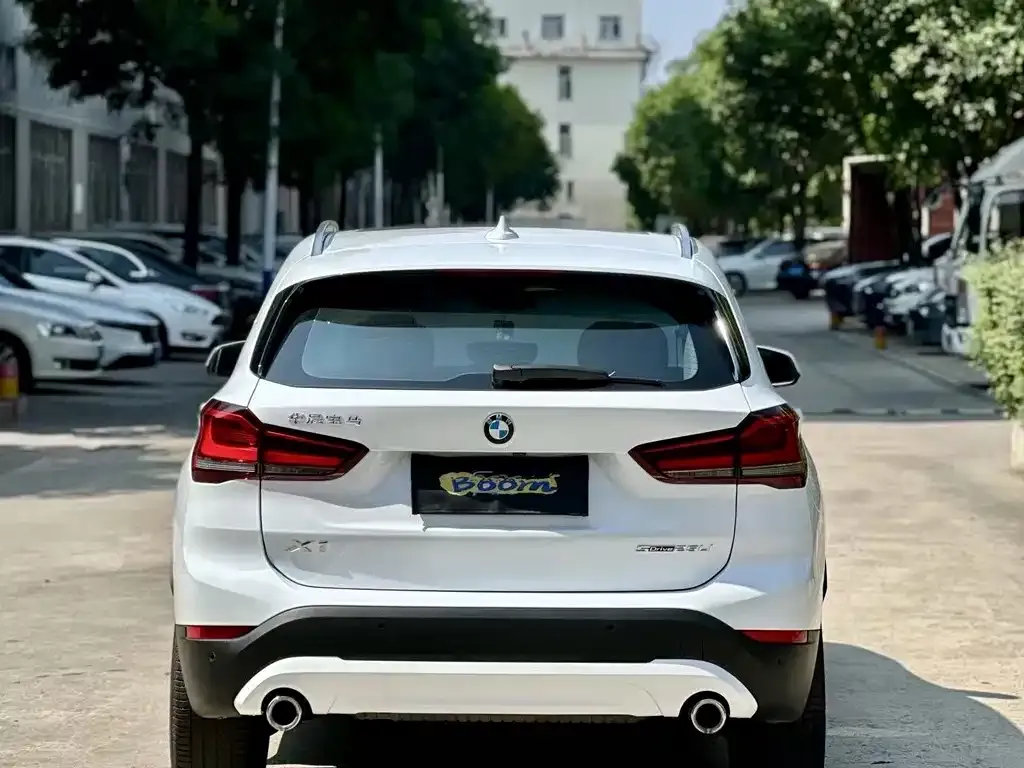 BMW X1 — фото 2