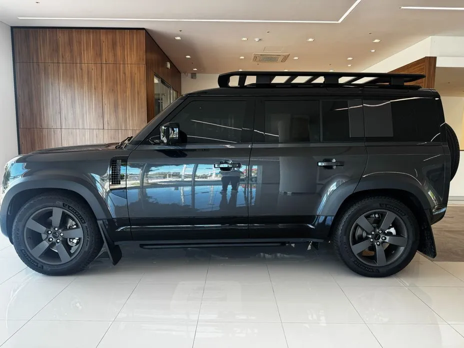 Land Rover Defender — фото 8
