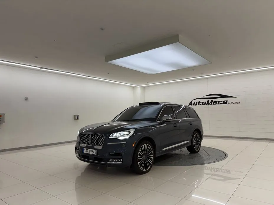 Lincoln Aviator — фото 1