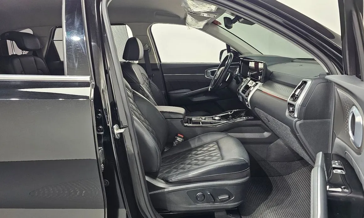 Kia Sorento — фото 10