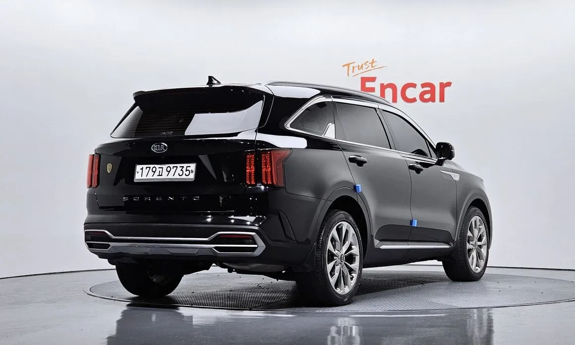 Kia Sorento — фото 5