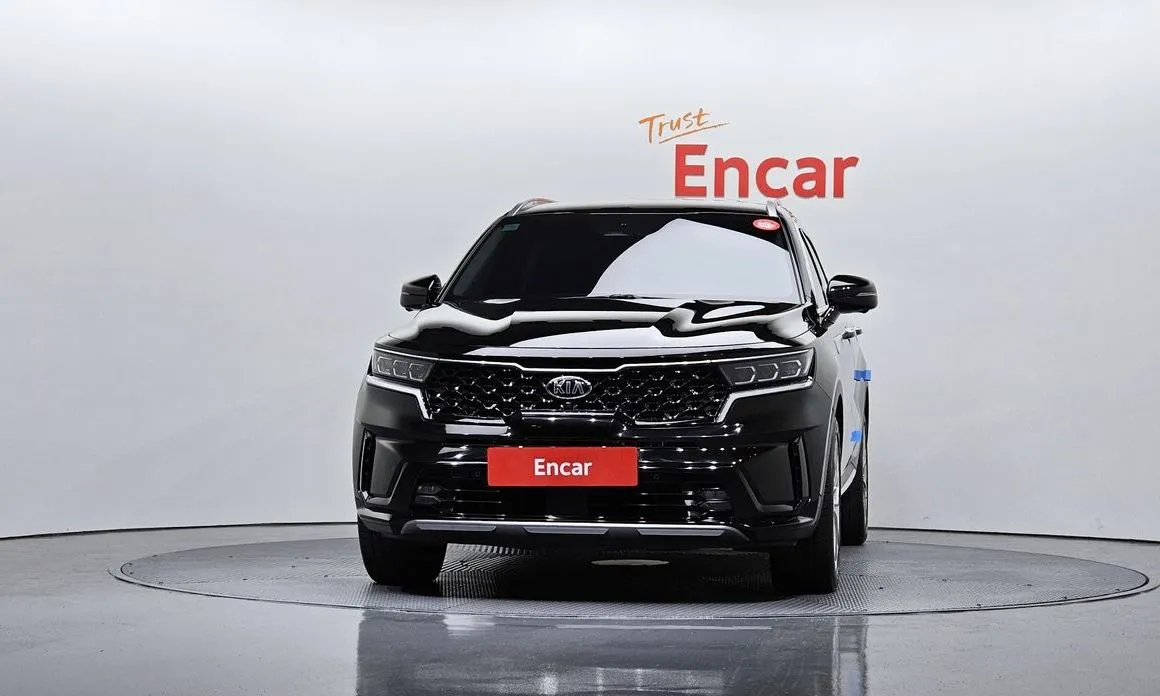 Kia Sorento — фото 6