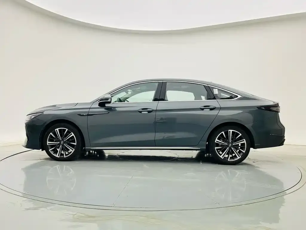 Chery Arrizo 8 PRO — фото 10