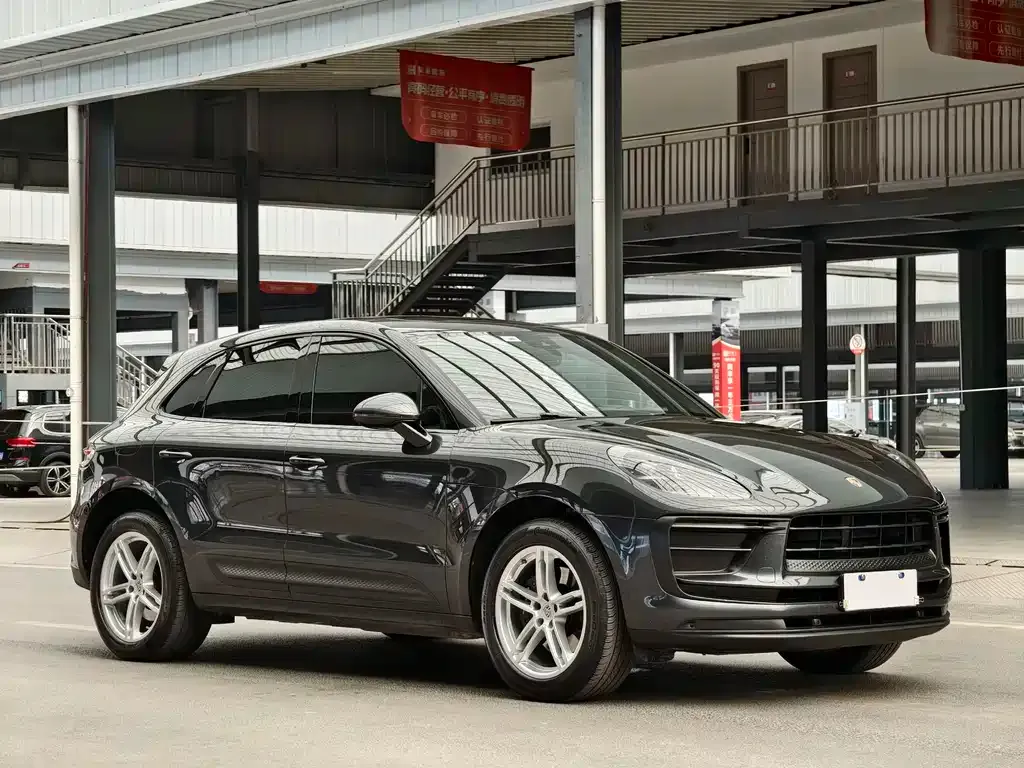 Porsche Macan — фото 7