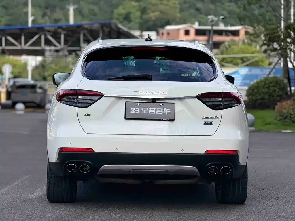 Maserati Levante — фото 7