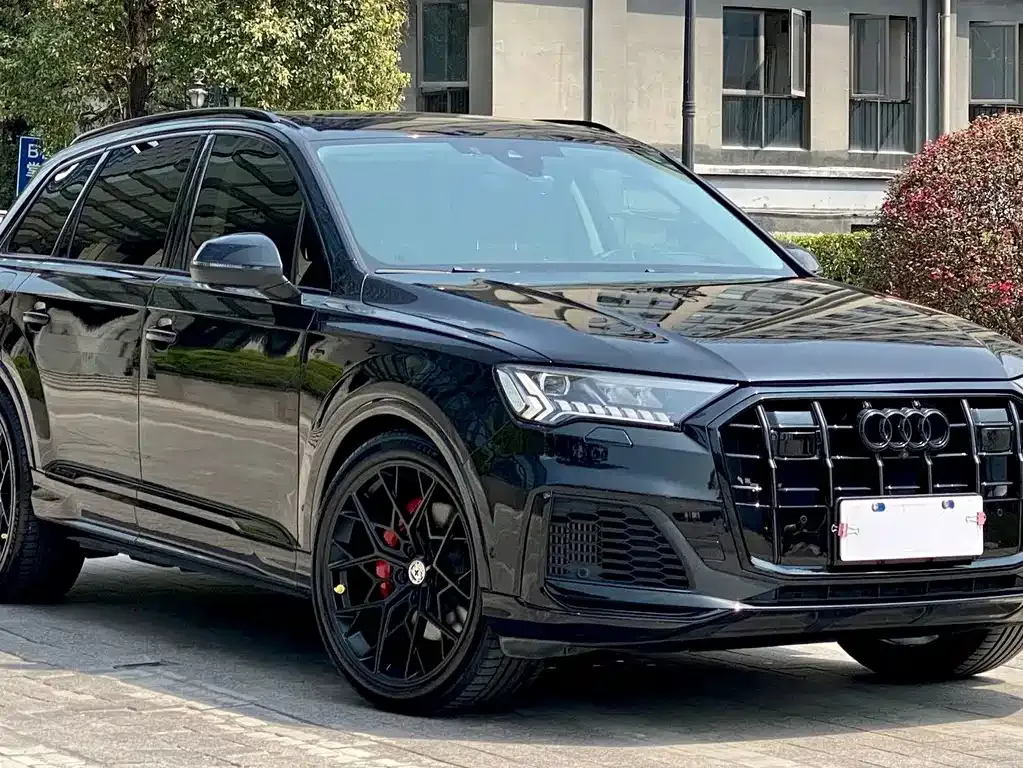 Audi Q7 — фото 6