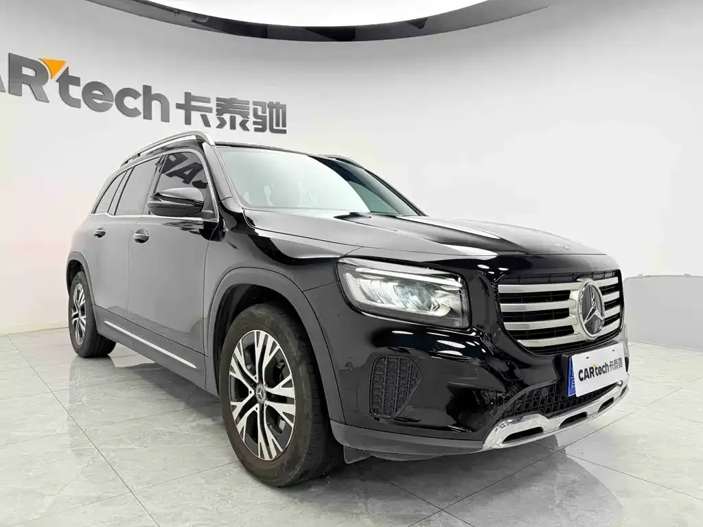 Mercedes-Benz GLB — фото 7