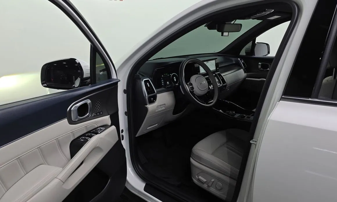 Kia Sorento — фото 4