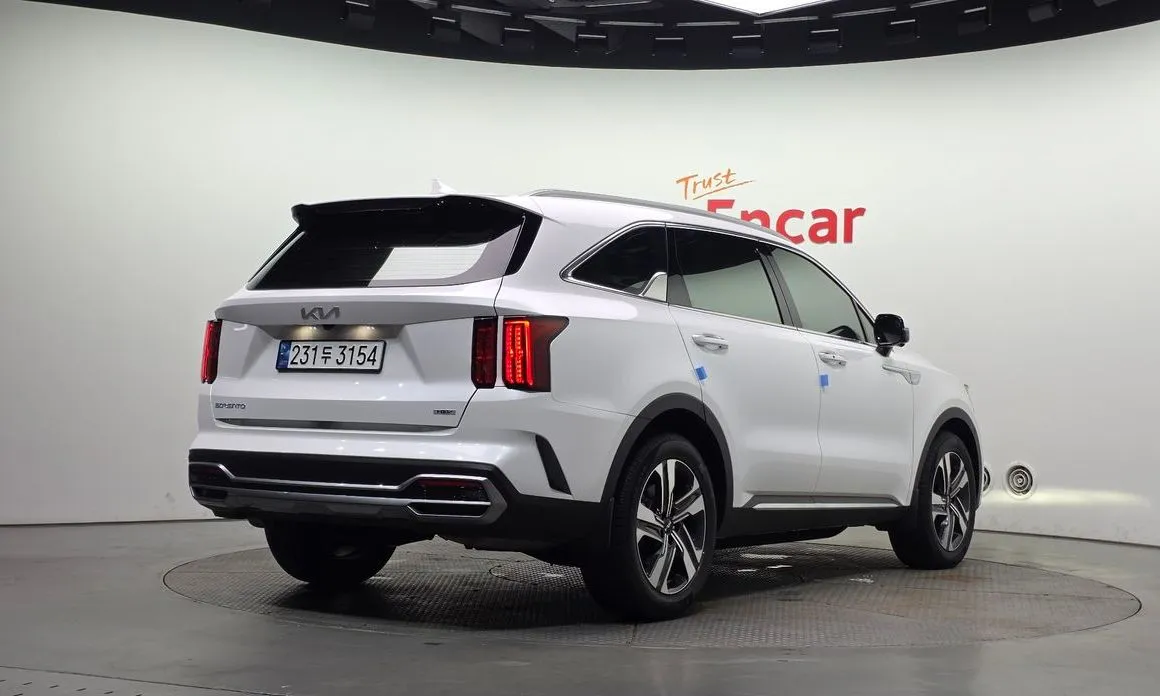Kia Sorento — фото 6