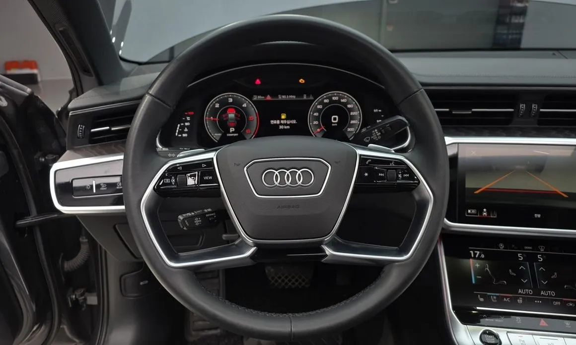 Audi A6 — фото 10