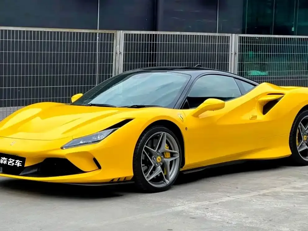 Ferrari F8 — фото 1
