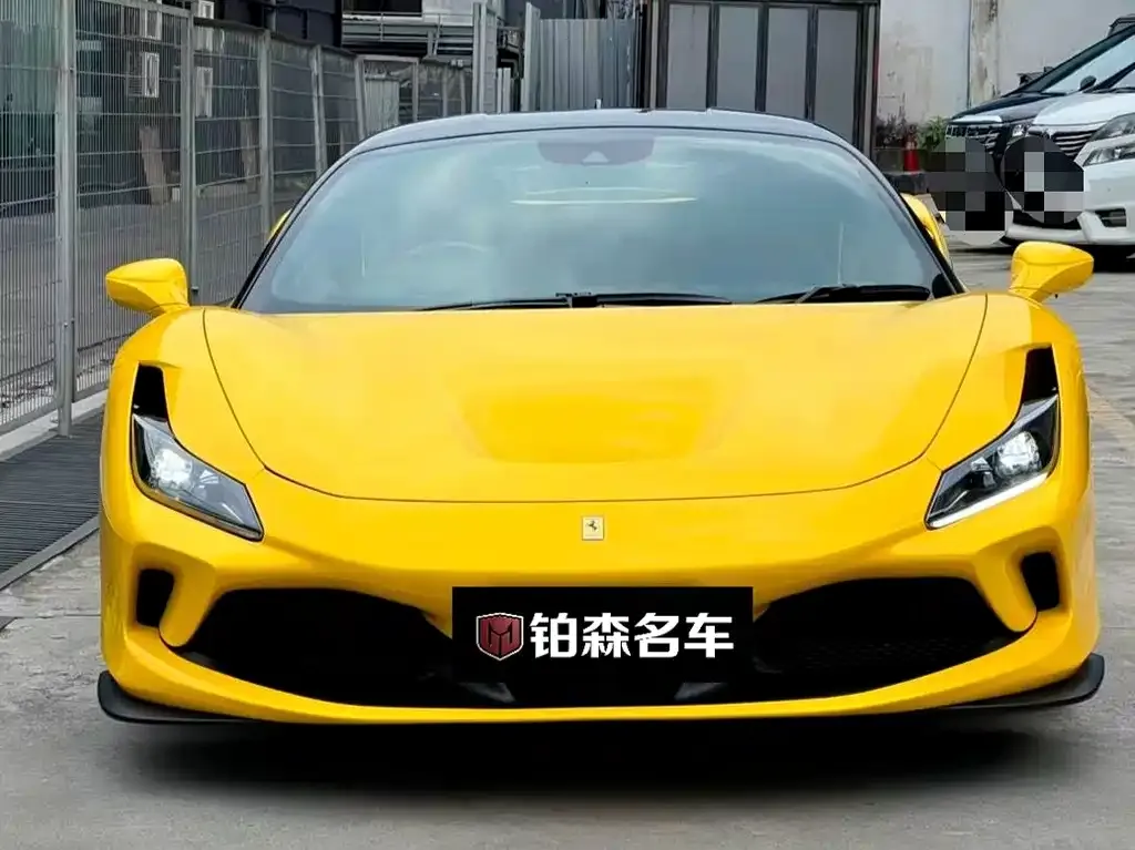 Ferrari F8 — фото 8