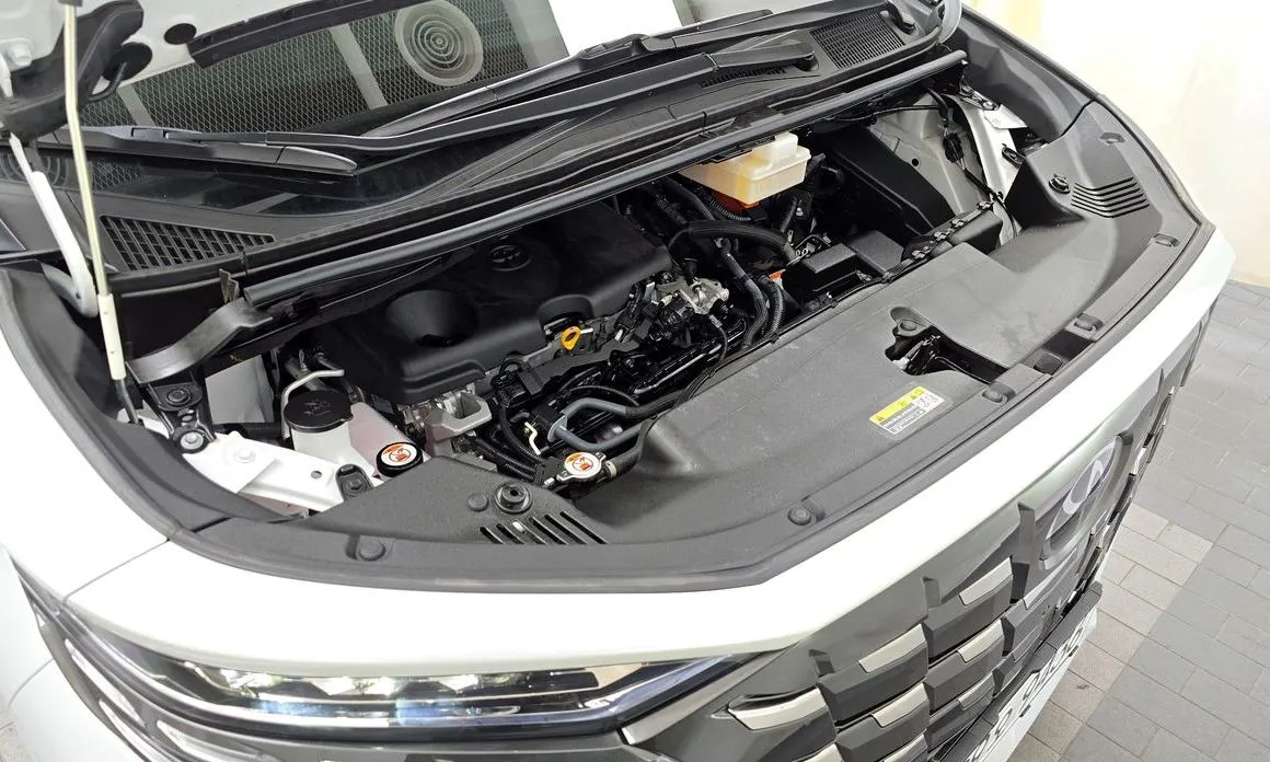 Toyota Alphard — фото 10