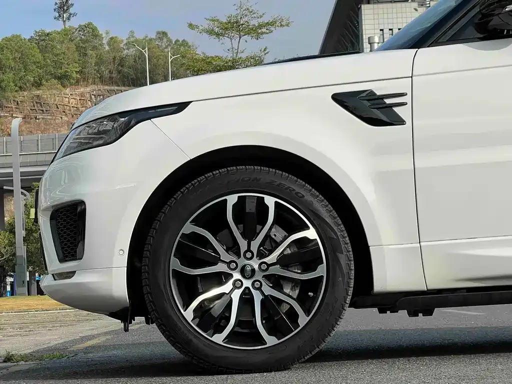 Land Rover Sport — фото 5