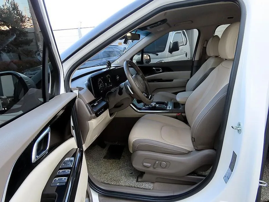 Kia Carnival — фото 3