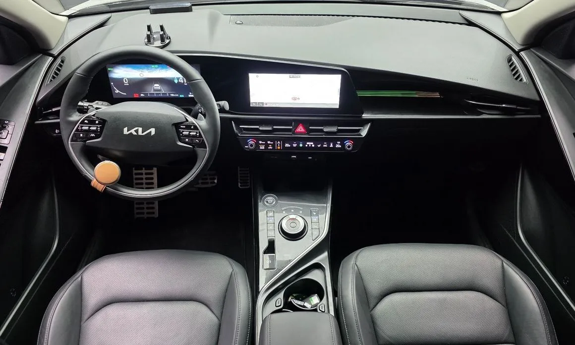 Kia Niro — фото 9