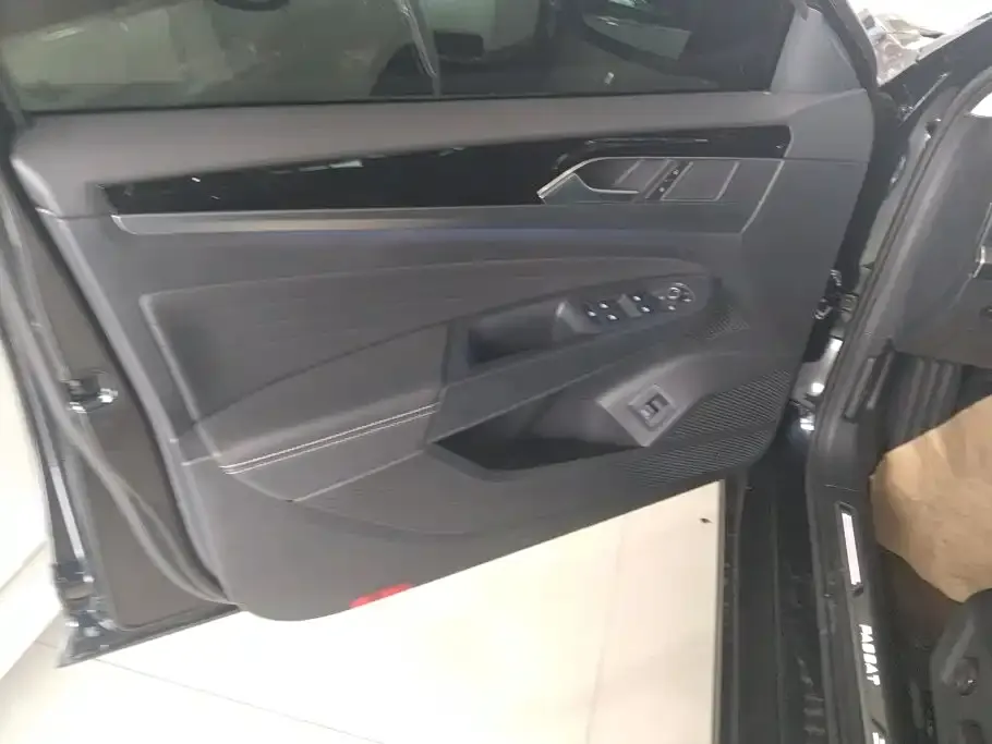 Volkswagen Passat — фото 2