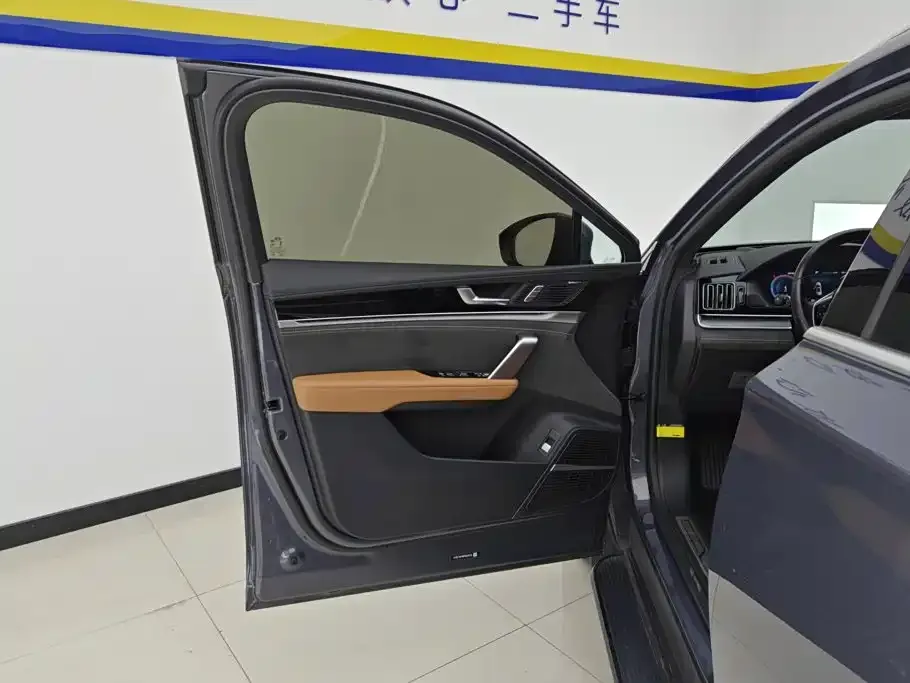 BYD Tang New Energy — фото 5