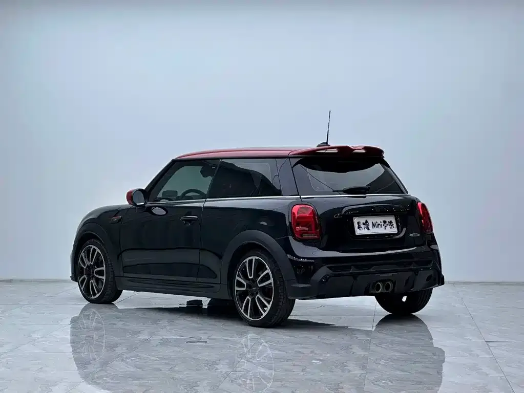 MINI JCW (John Cooper Works) — фото 2