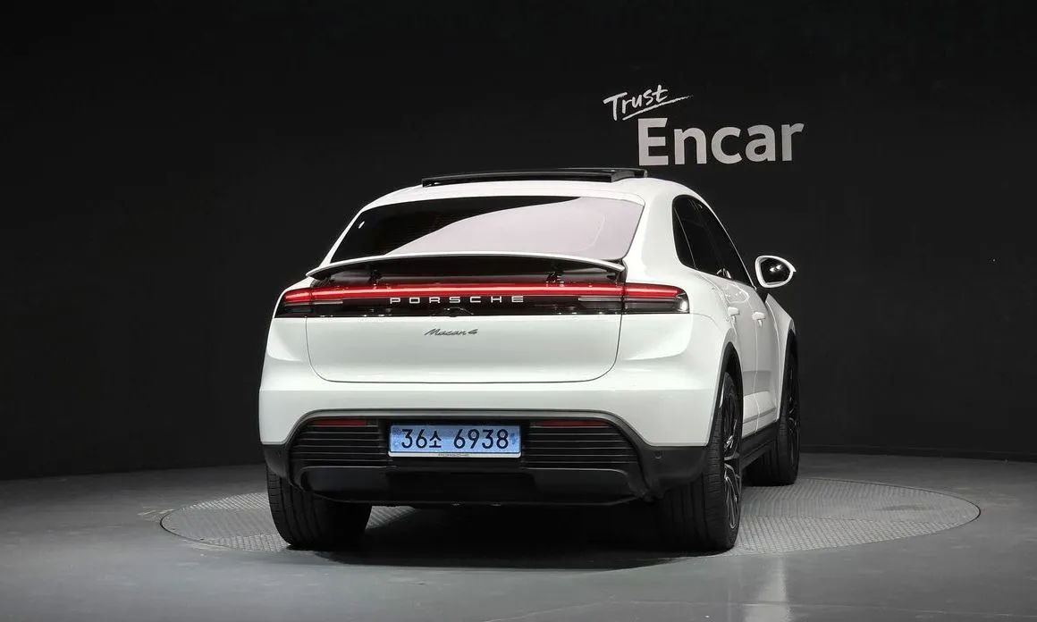 Porsche Macan — фото 4