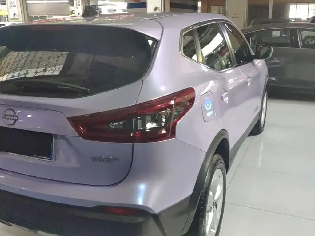 Nissan Qashqai — фото 8