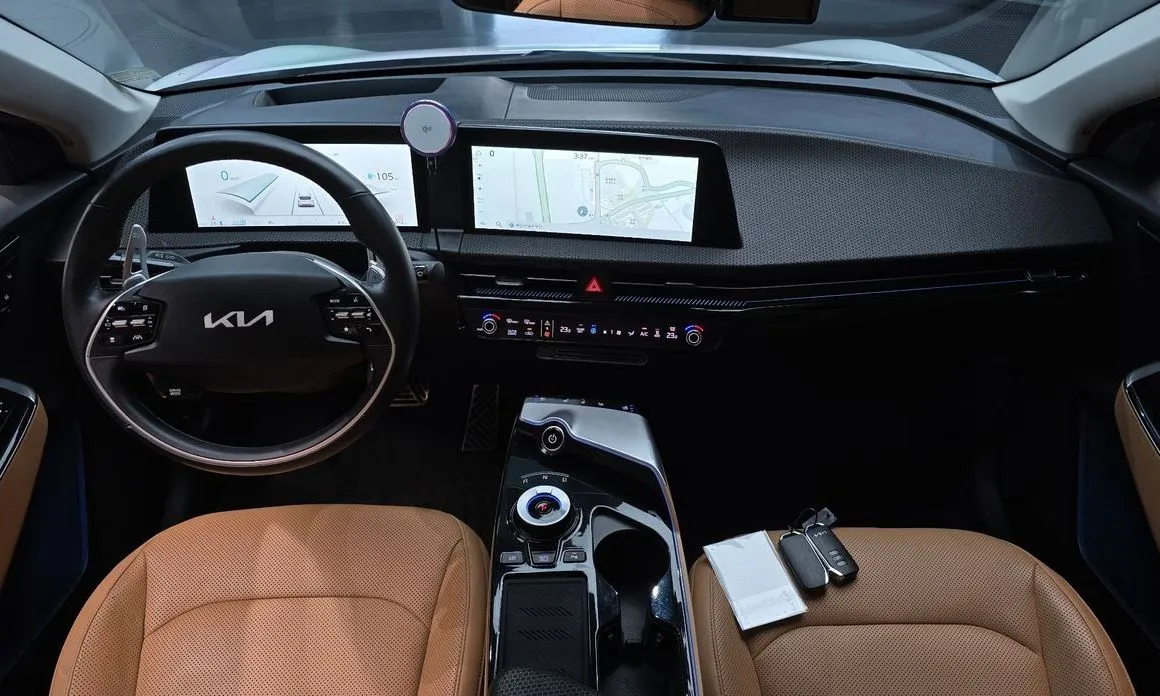 Kia EV6 — фото 10