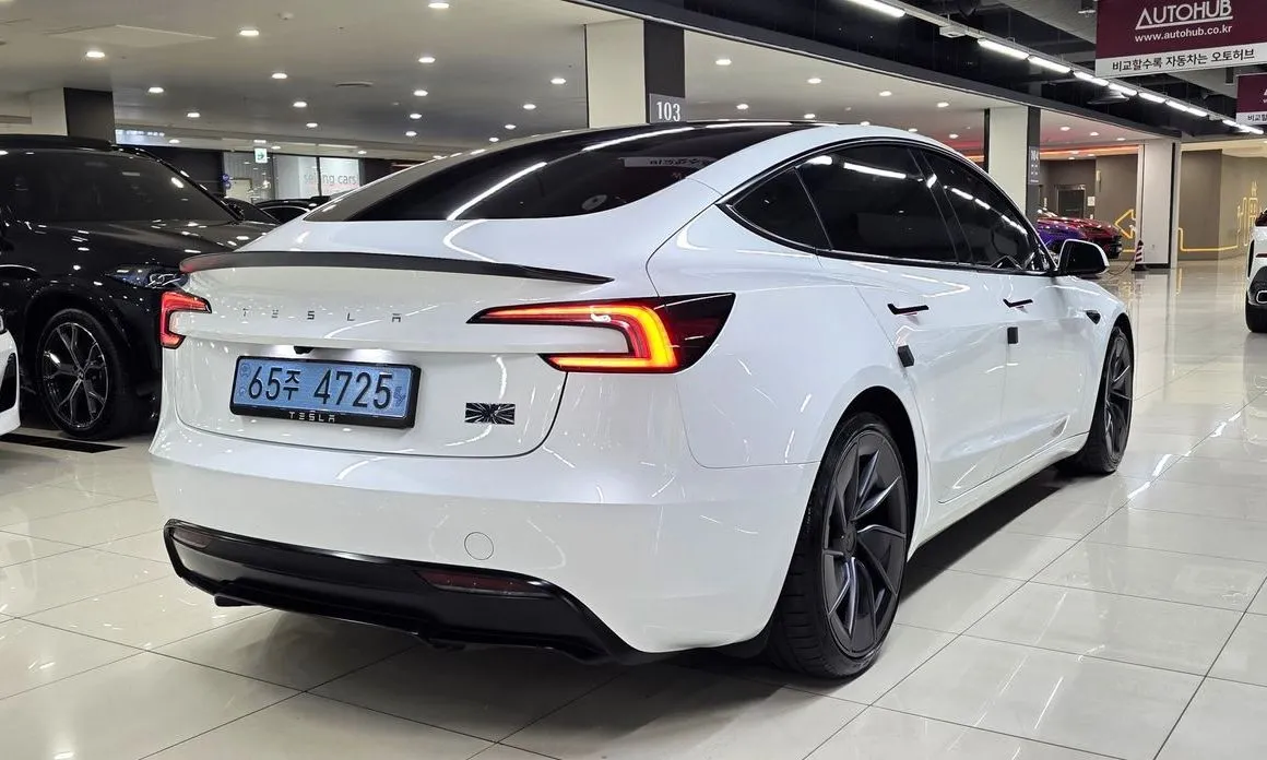 Tesla Model 3 — фото 3