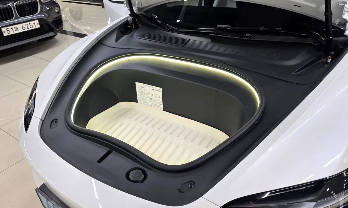 Tesla Model 3 — фото 2