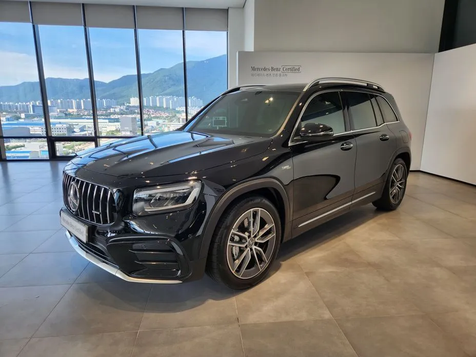 Mercedes-Benz GLB-Class — фото 1